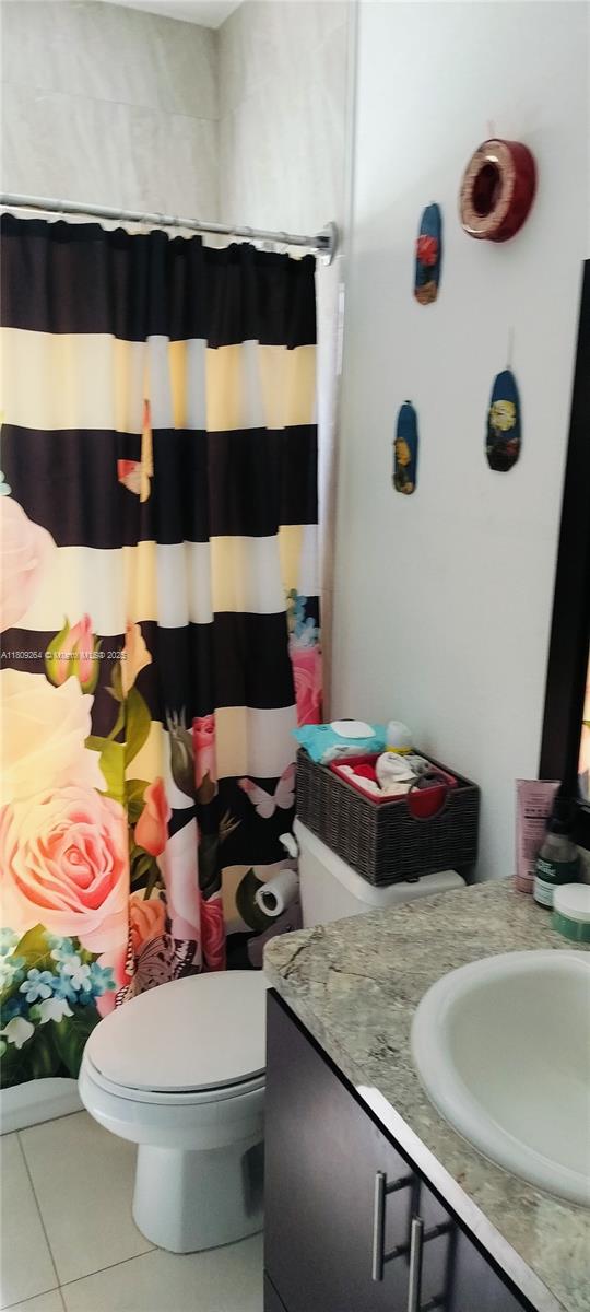 LAURAVILLE GARDENS - Residential