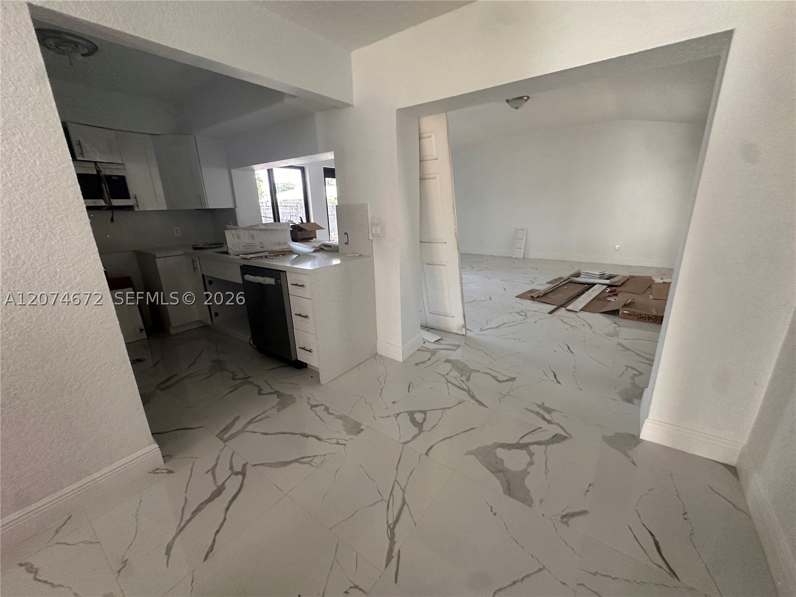 631 NW 37th Ave