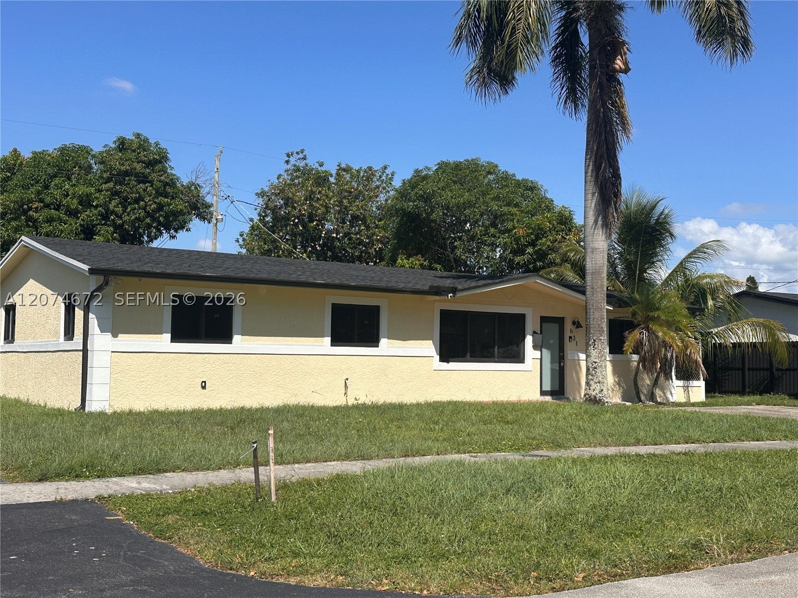 631 NW 37th Ave, Lauderhill FL 33311
