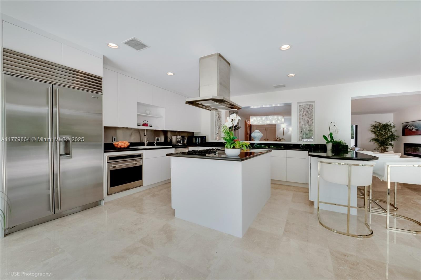 BEVERLY GARDENS - Residential