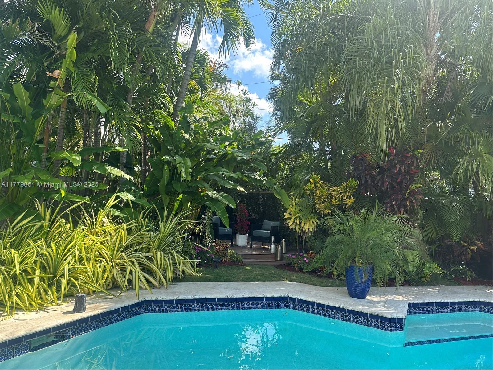 BEVERLY GARDENS - Residential