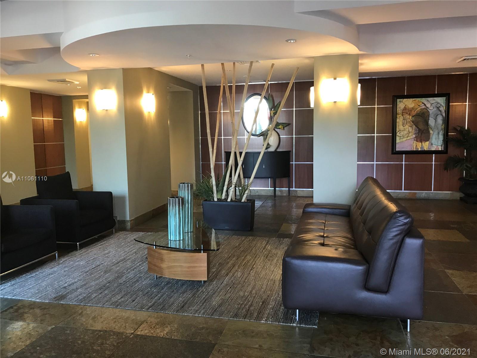 DUO COMDOMINIUM EAST - Residential Lease