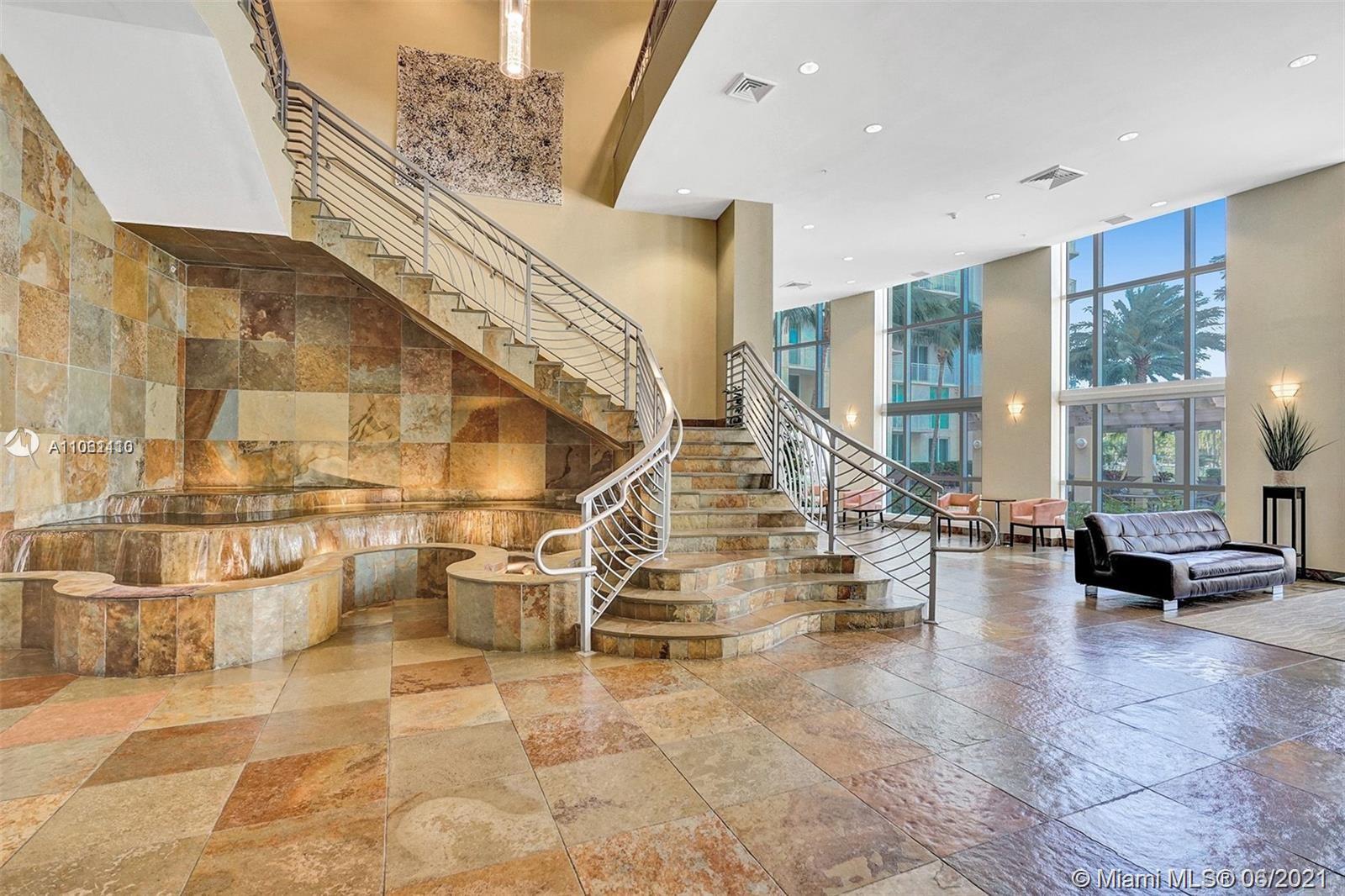 DUO COMDOMINIUM EAST - Residential Lease