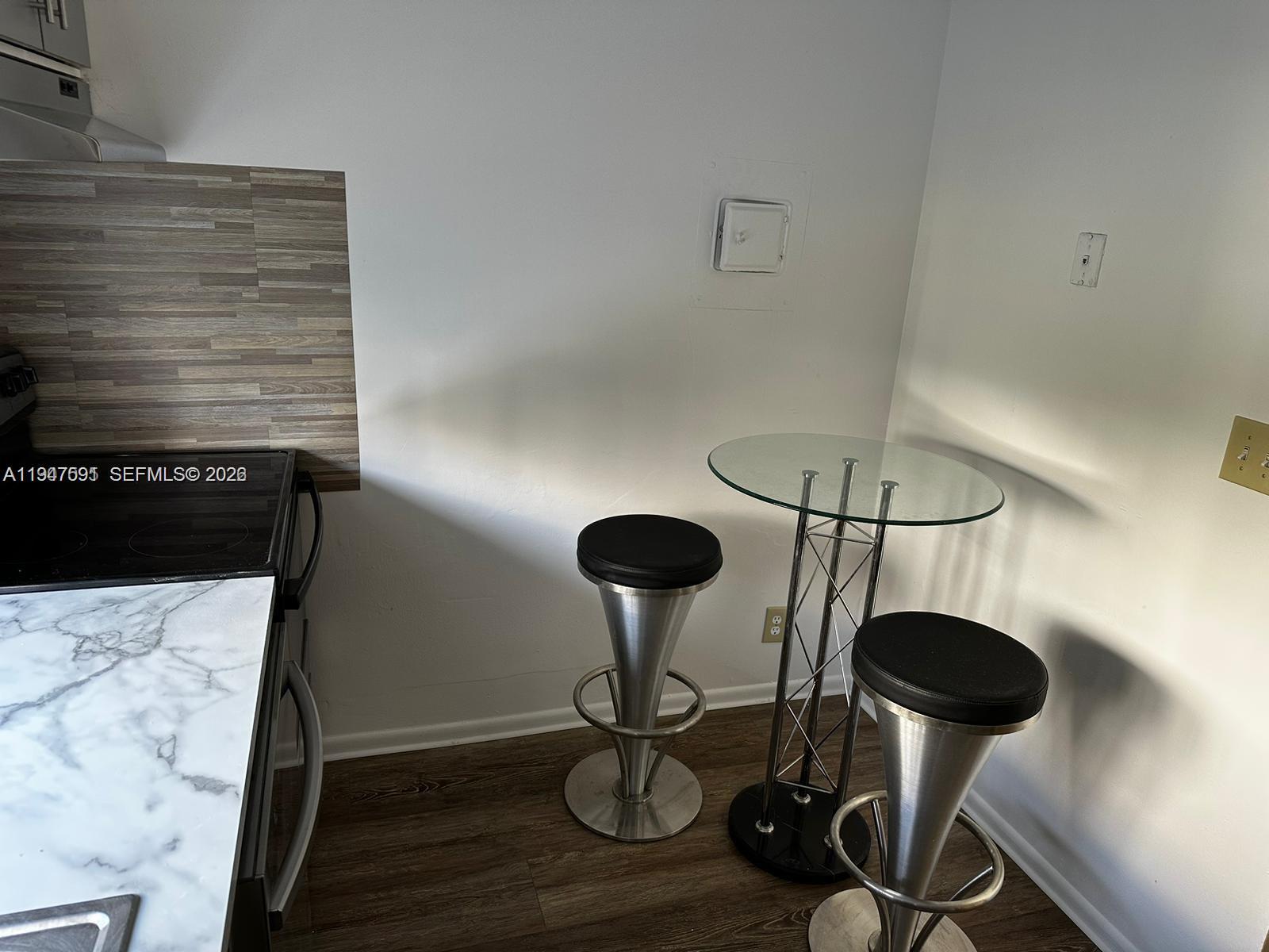 PLAZA OF AMERICAS CONDO P - Residential