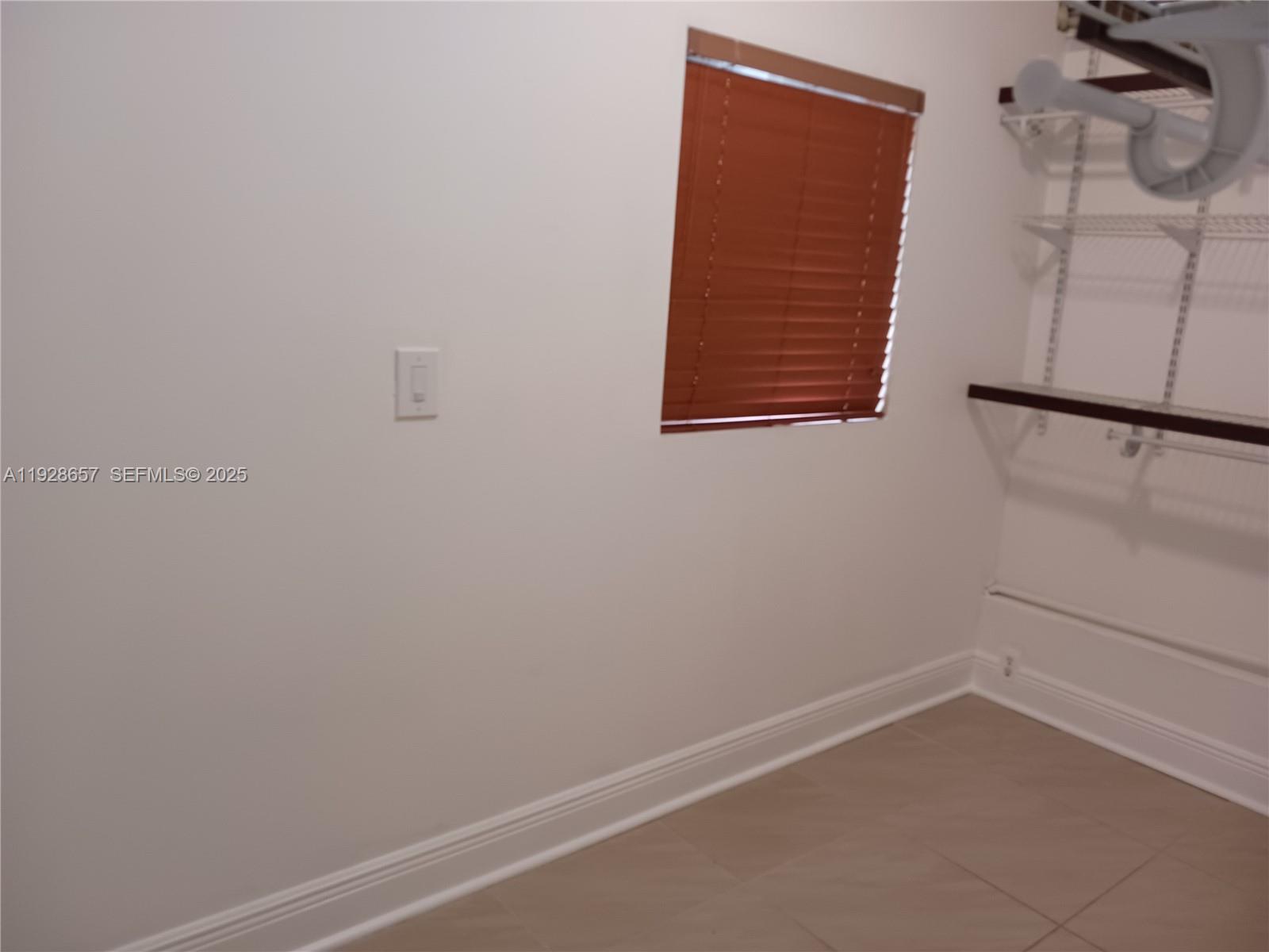 TAMIAMI TRAIL PARK - Residential Income