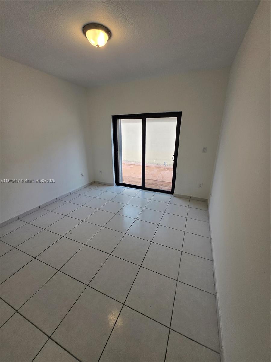 VECIN HOMES 1ST ADDN - Residential Lease