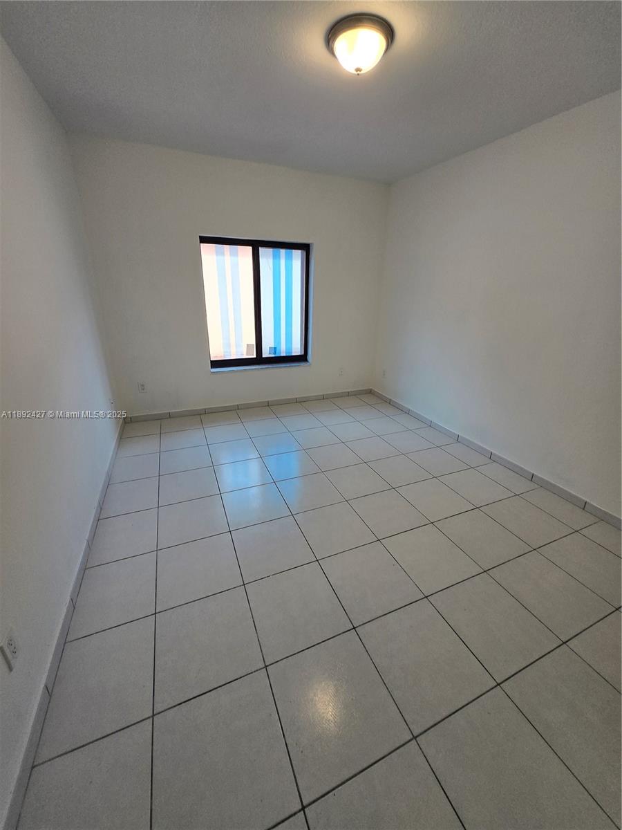 VECIN HOMES 1ST ADDN - Residential Lease