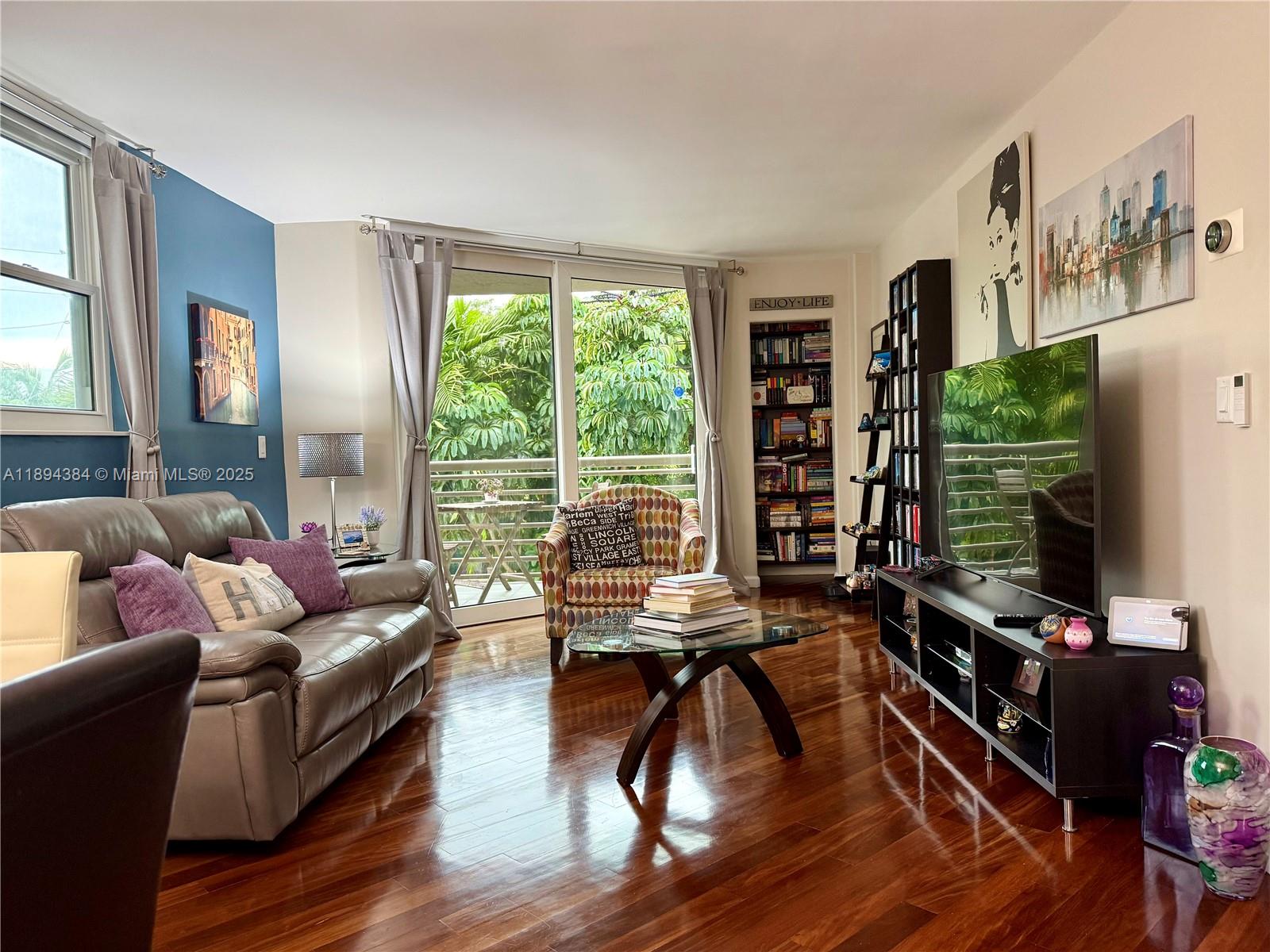 CORAL PALMS CONDO - Residential
