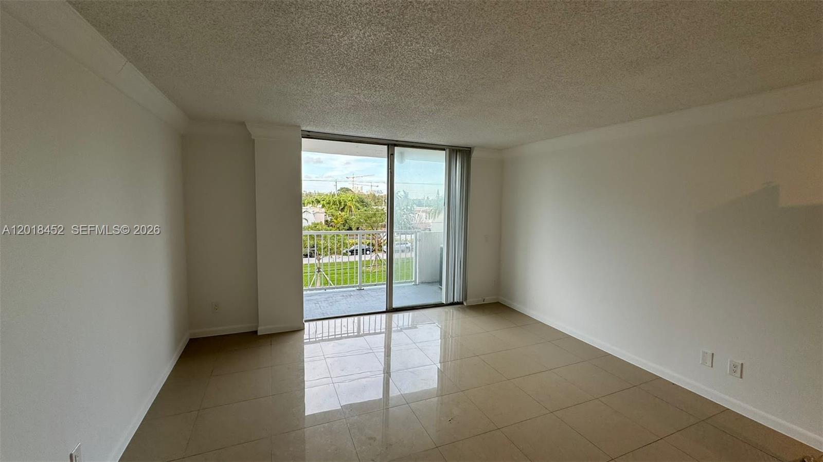 2020 NE 135th St 303