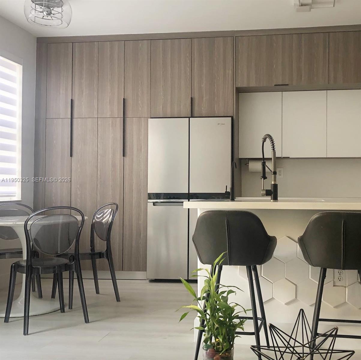 ISLANDS AT DORAL 1ST ADDN - Residential