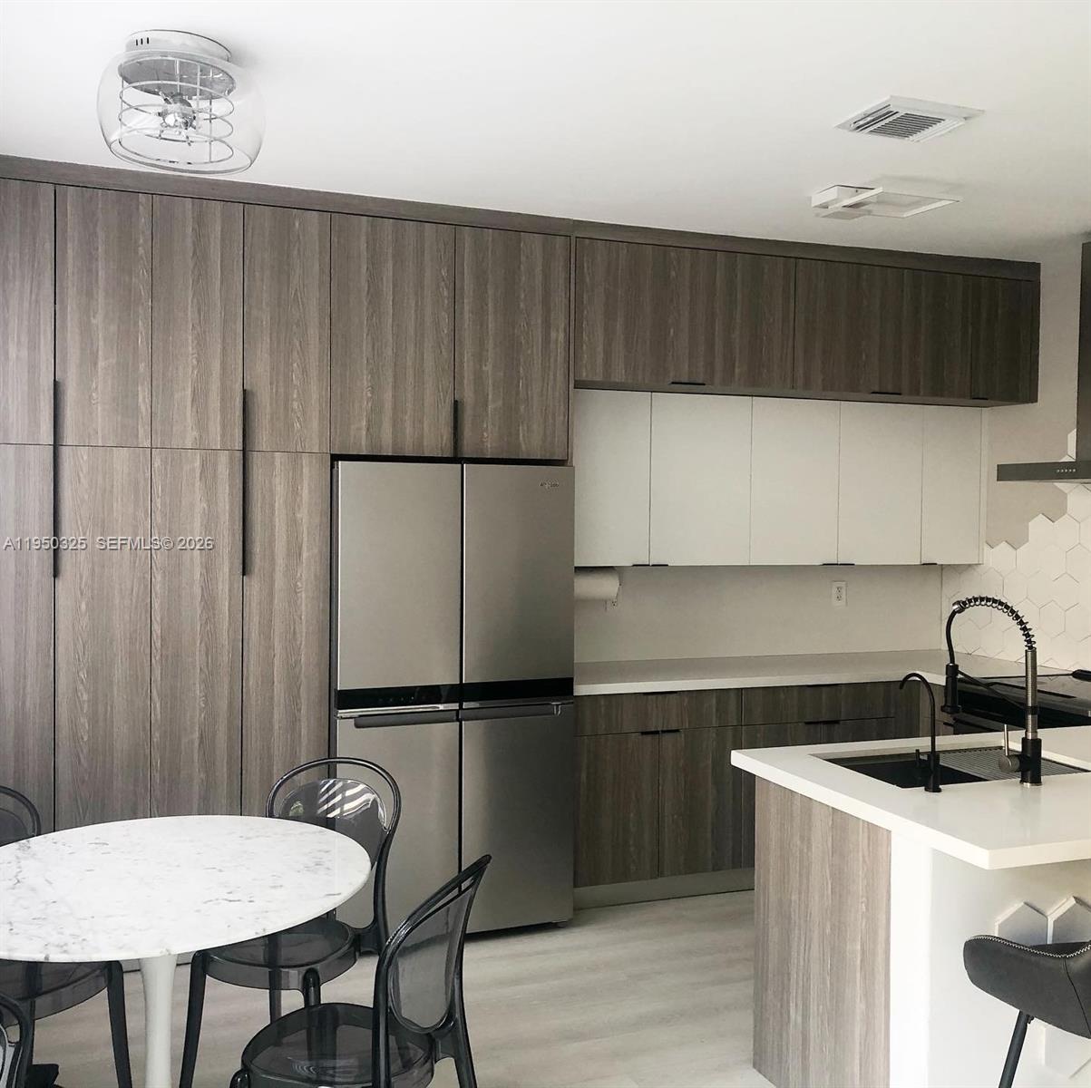 ISLANDS AT DORAL 1ST ADDN - Residential