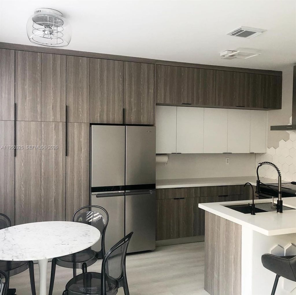 Photo of 8135 NW 108th Ave, Doral, FL 33178 (MLS # A11950325)