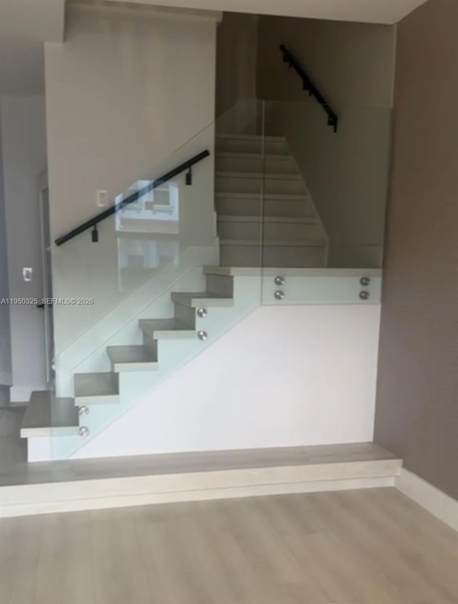 ISLANDS AT DORAL 1ST ADDN - Residential