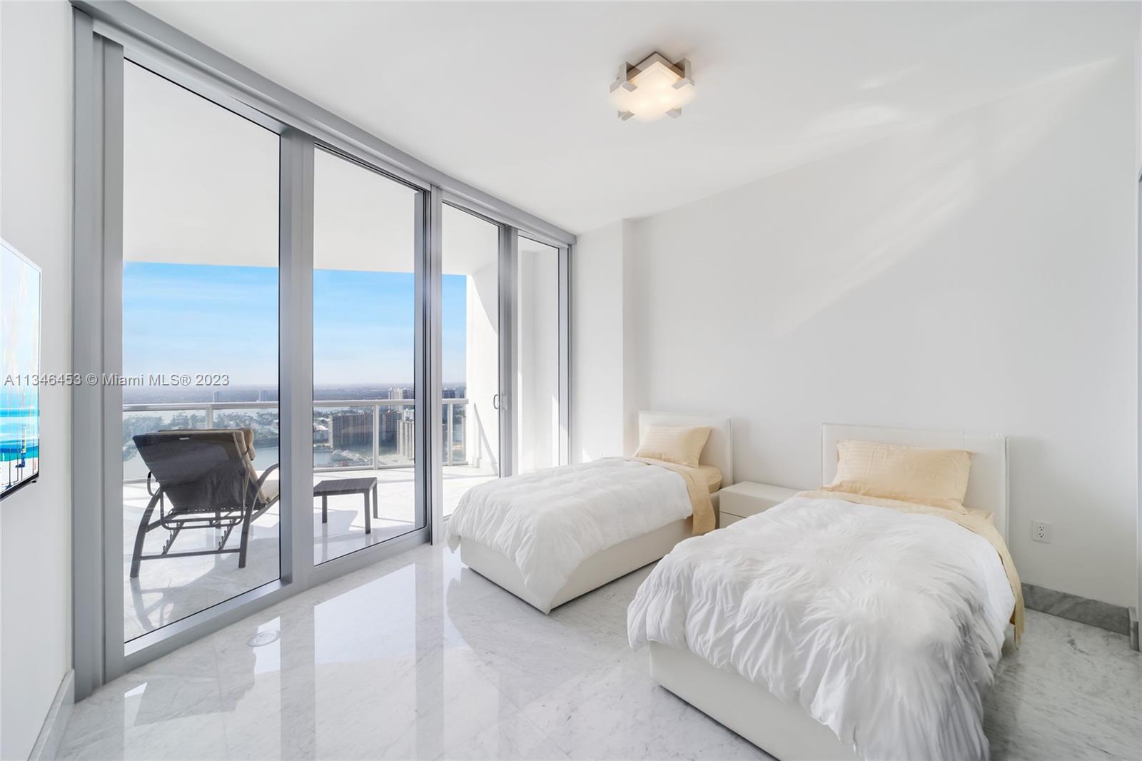 JADE OCEAN CONDO - Residential