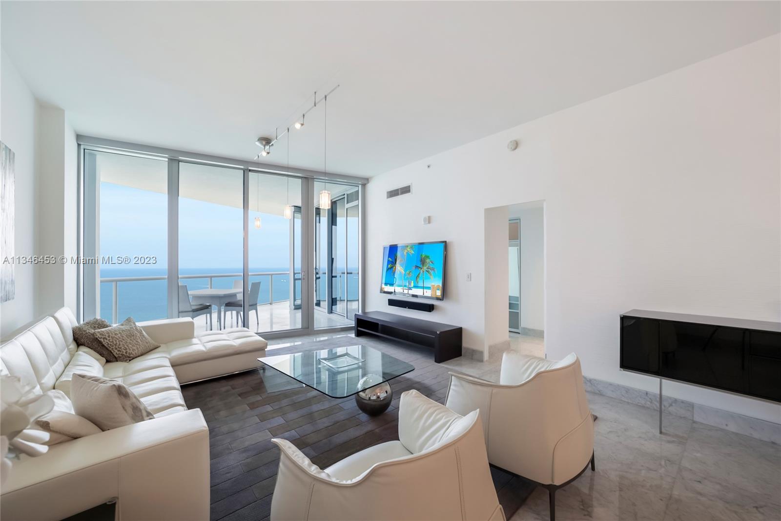 JADE OCEAN CONDO - Residential