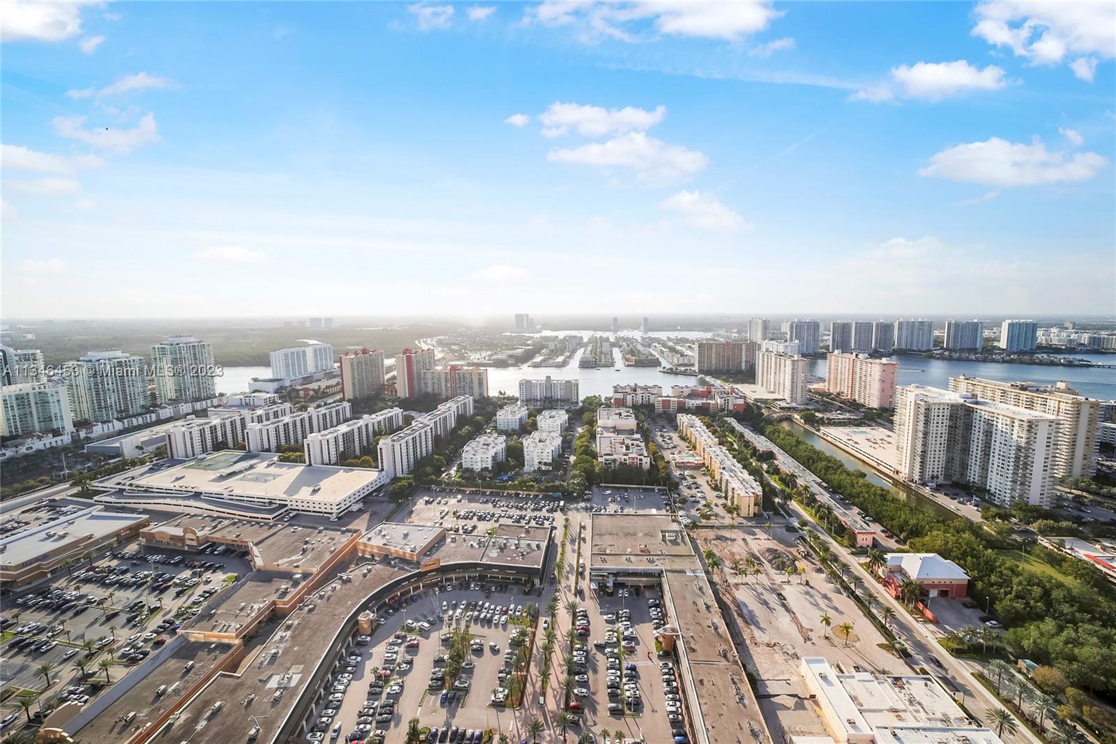 JADE OCEAN CONDO - Residential