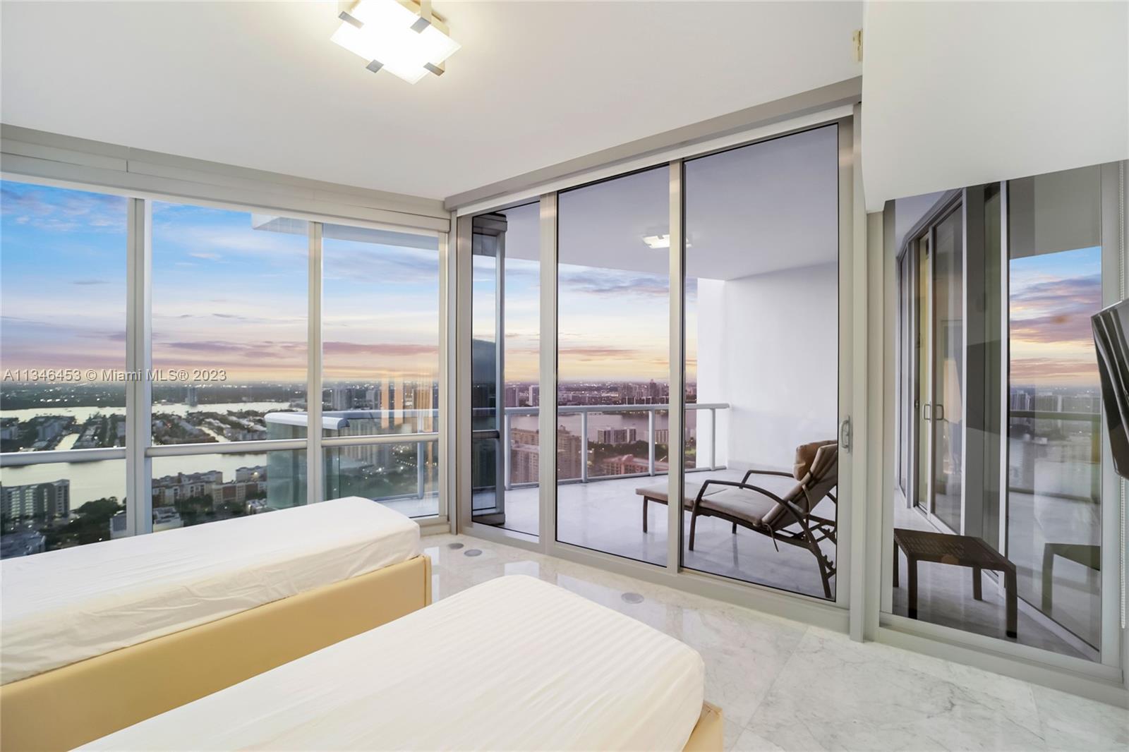 JADE OCEAN CONDO - Residential