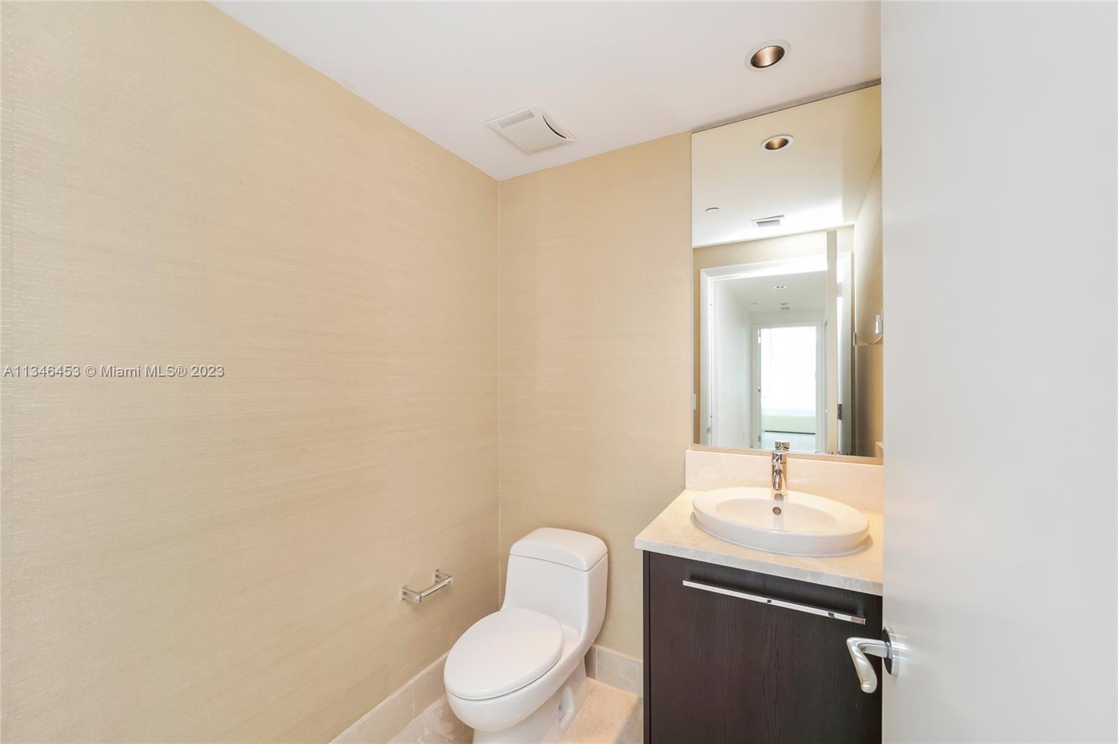 JADE OCEAN CONDO - Residential