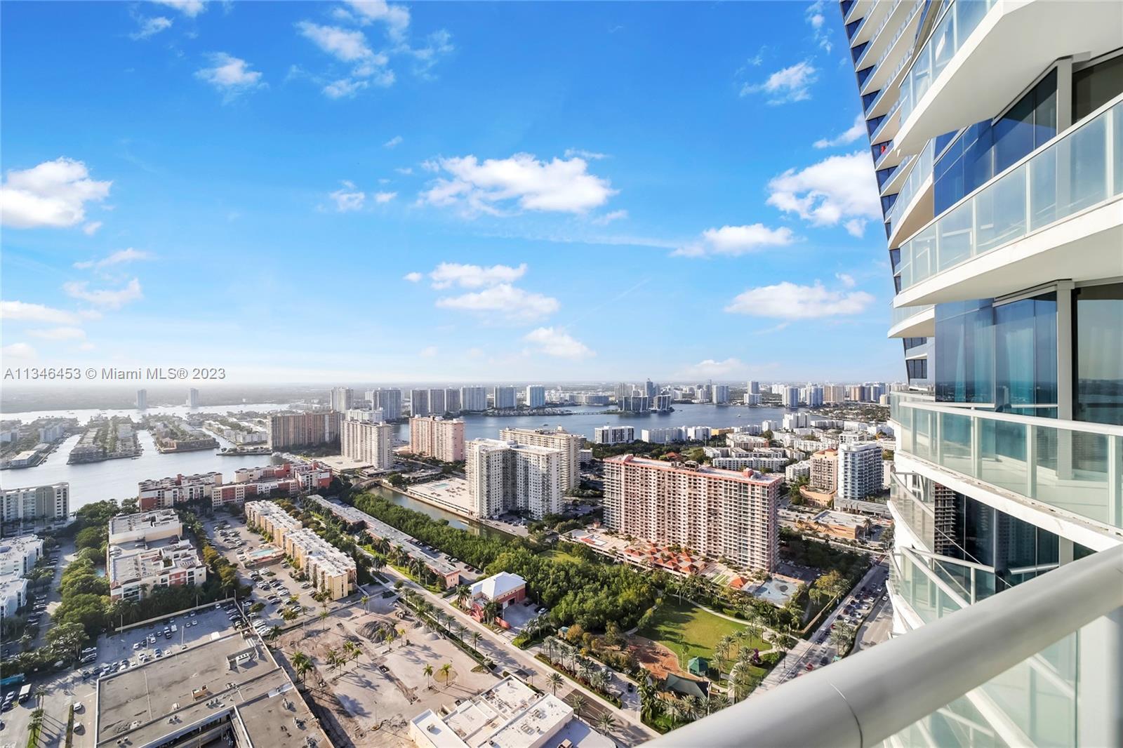 JADE OCEAN CONDO - Residential