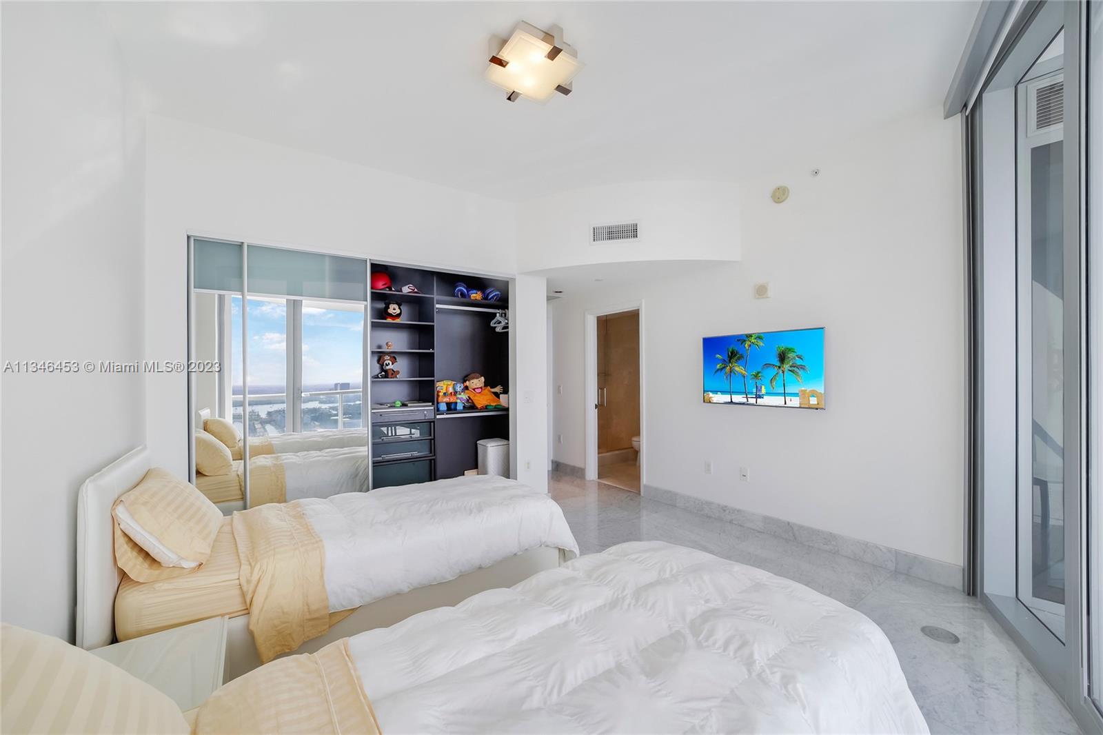 JADE OCEAN CONDO - Residential