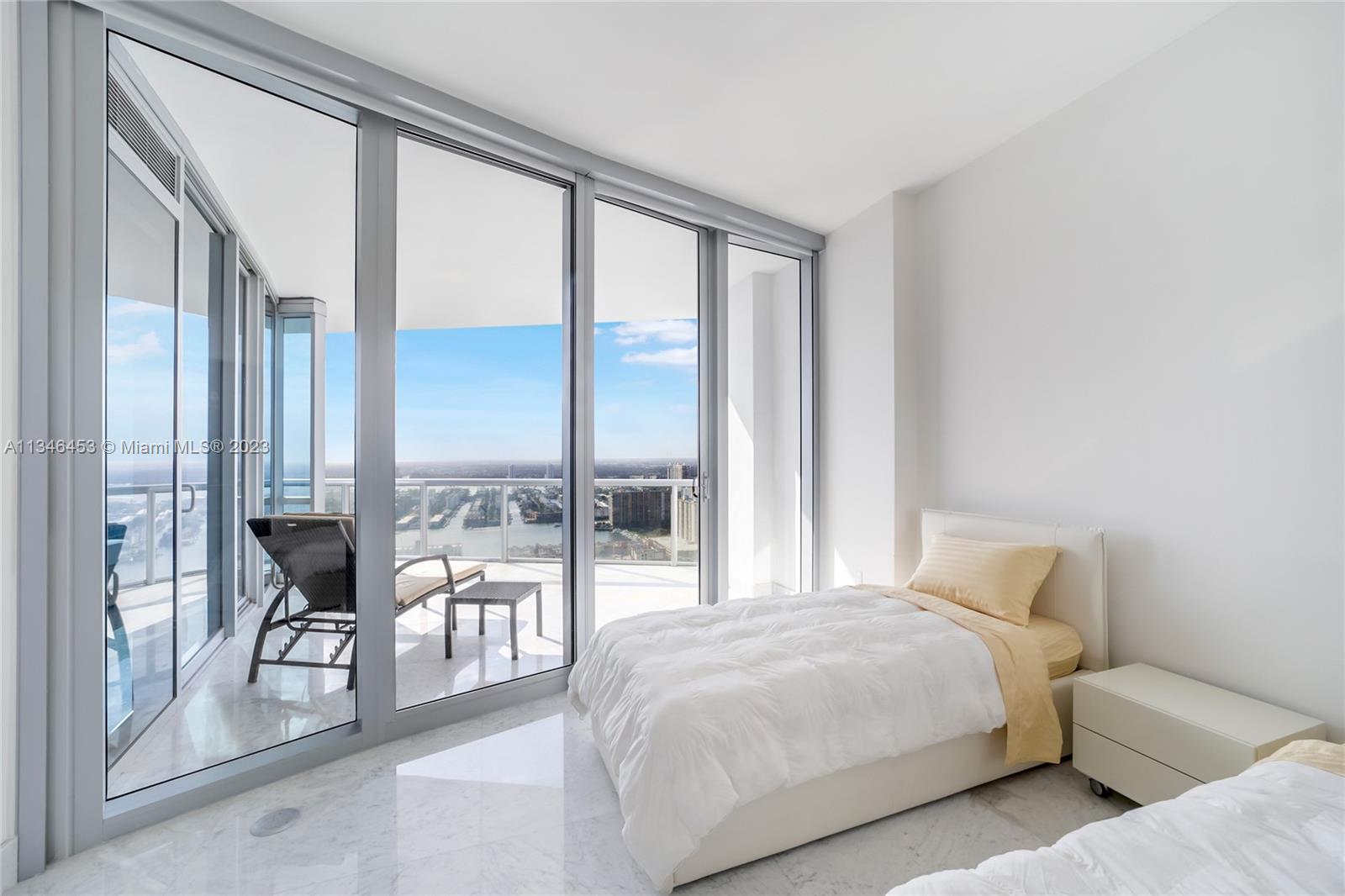 JADE OCEAN CONDO - Residential