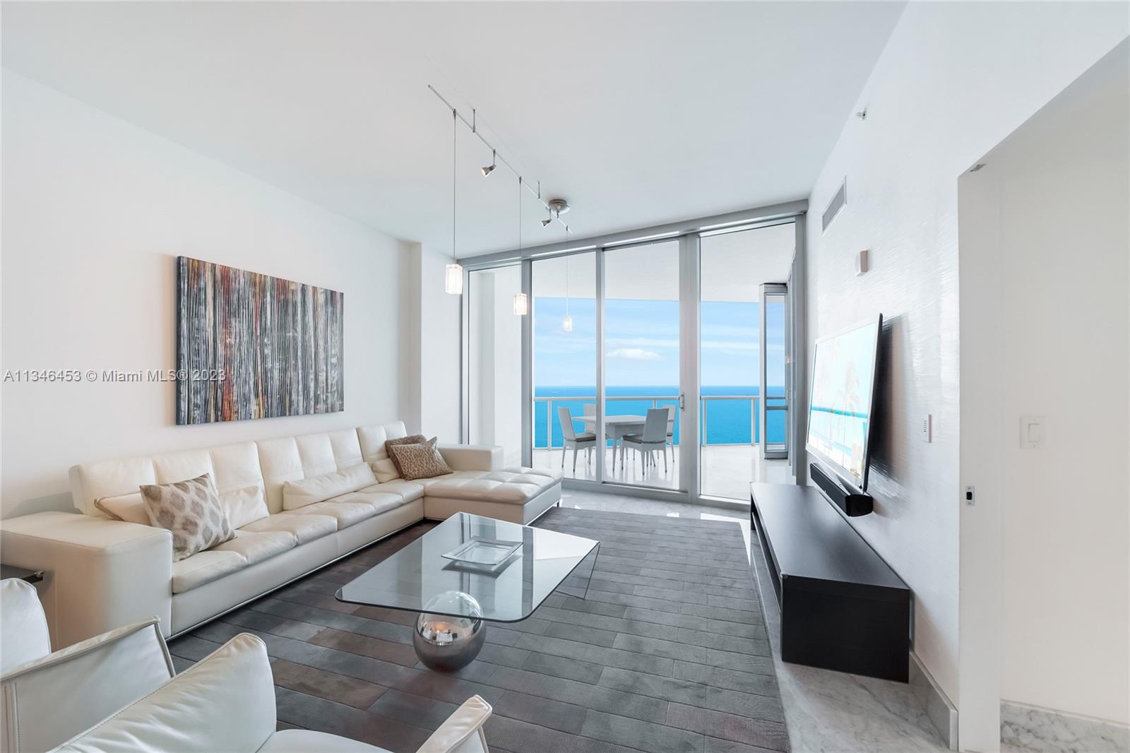 JADE OCEAN CONDO - Residential