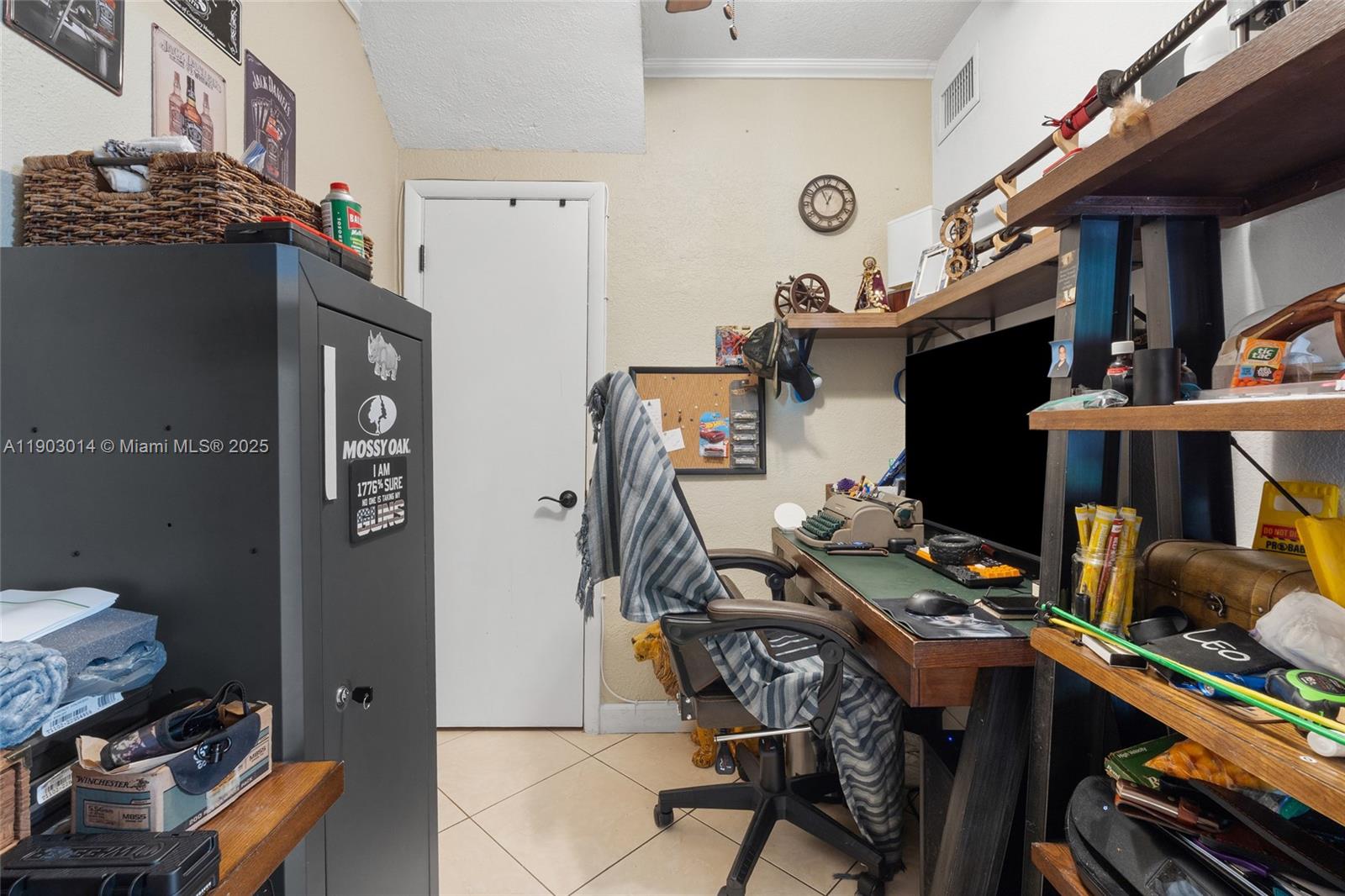 FIRST ADDN TO PALM SPRING - Residential