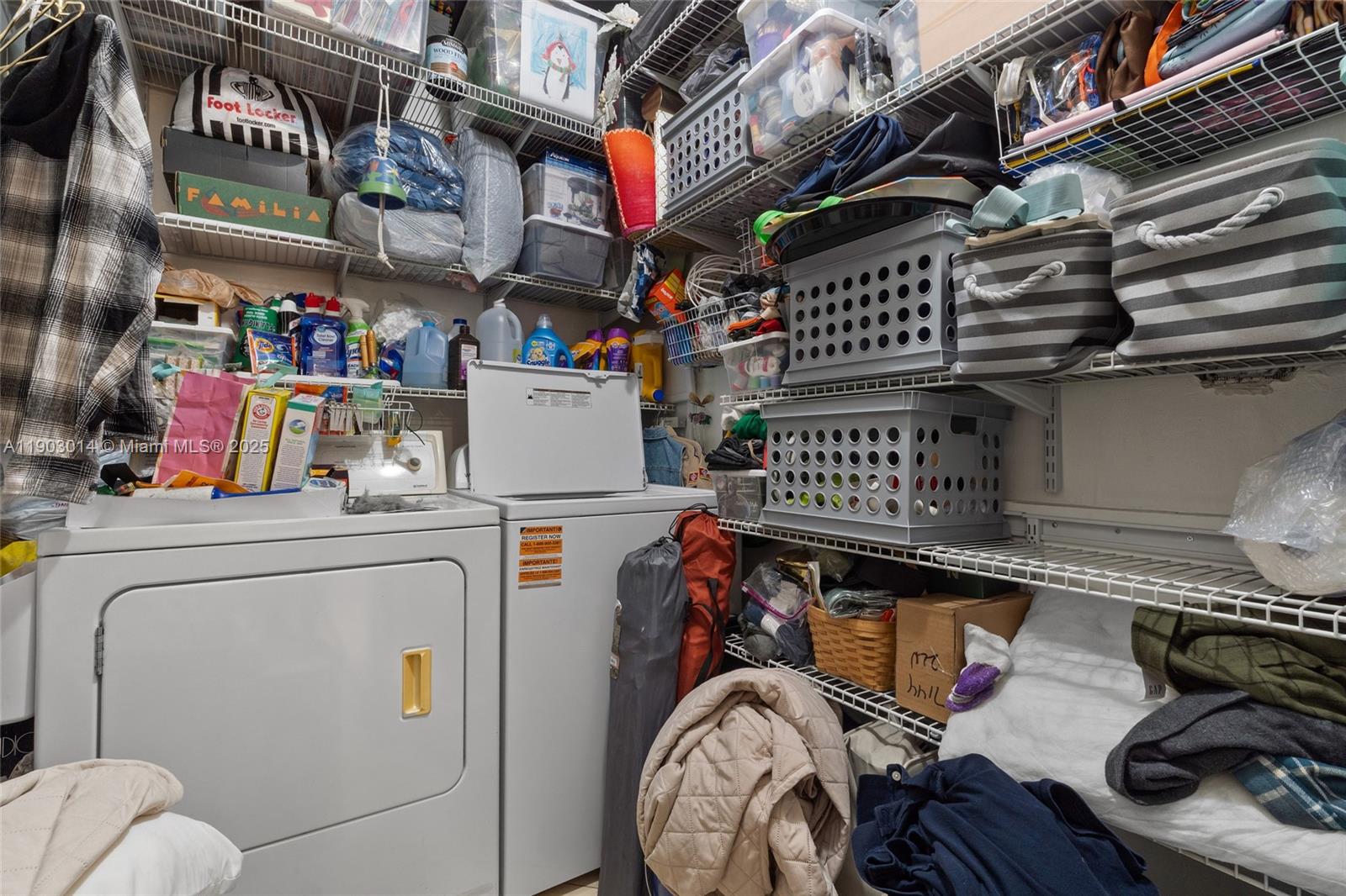 FIRST ADDN TO PALM SPRING - Residential