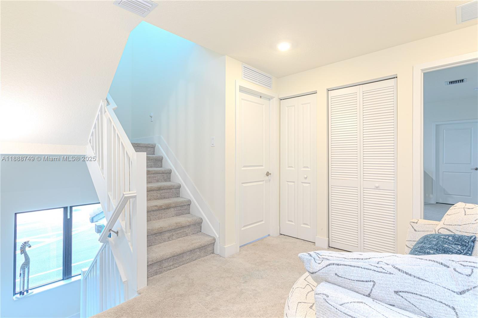 DOWNTOWN DORAL SOUTH PHAS - Residential