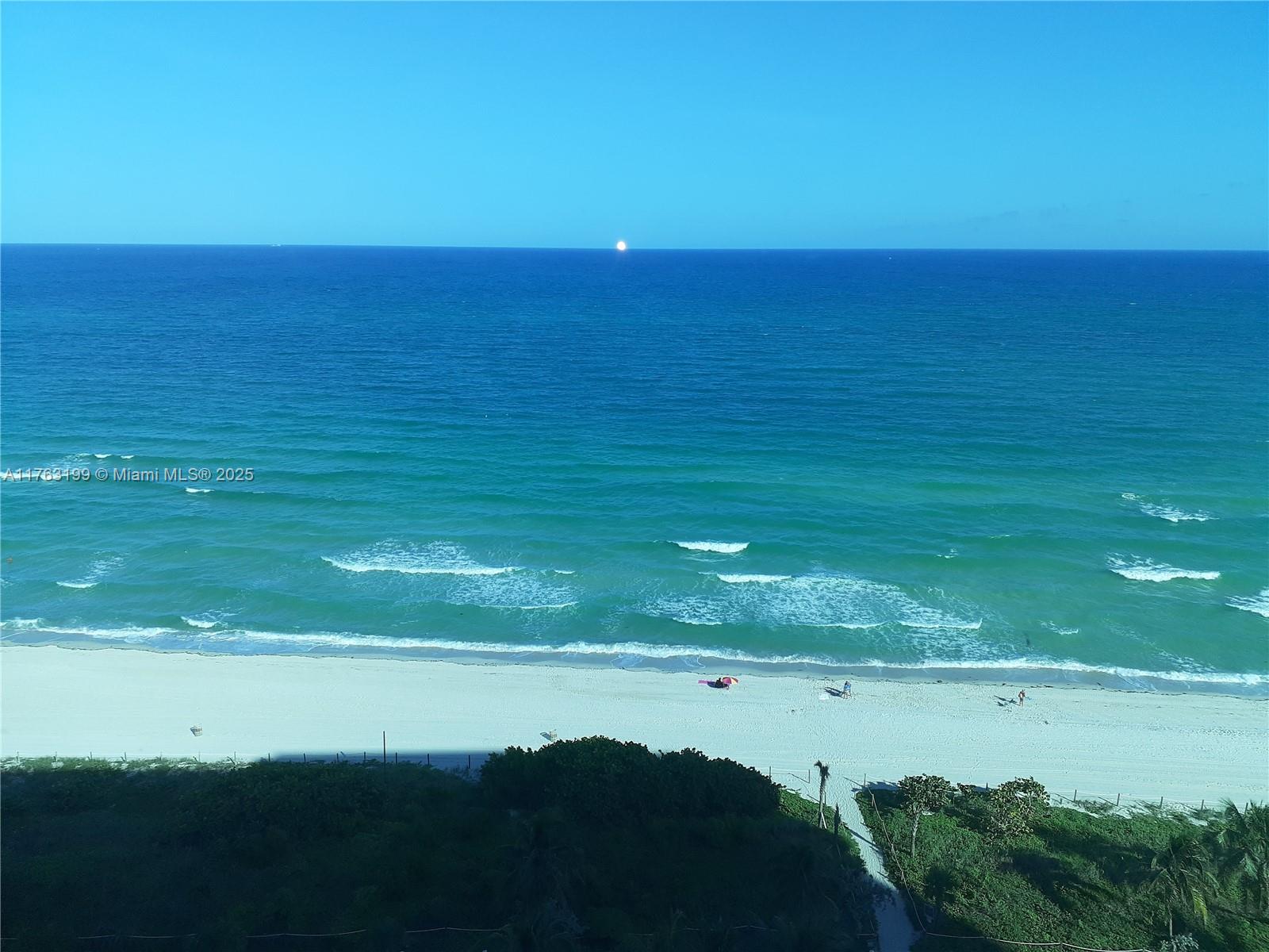 Rental Property at 5445 Collins Ave 1425, Miami Beach, Miami-Dade County, Florida - Bathrooms: 1  - $2,000 MO.