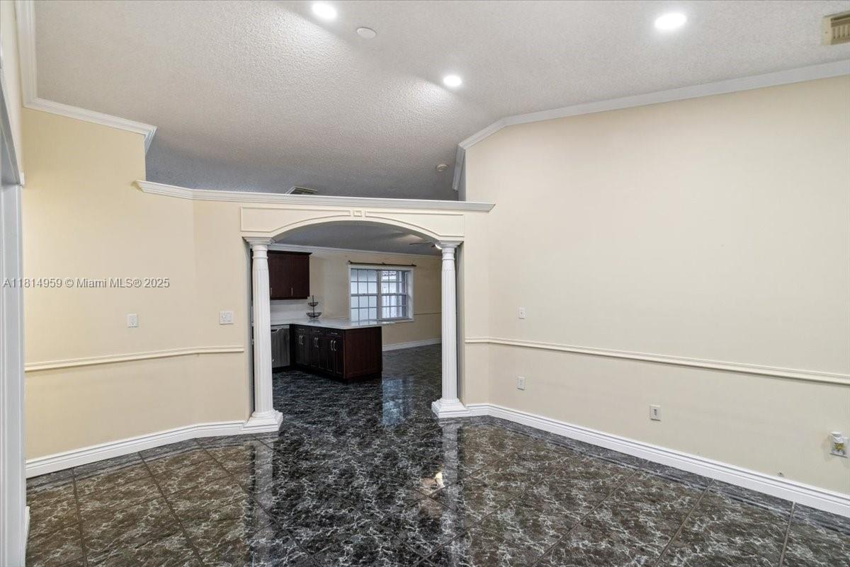 17610 SW 4th Ct