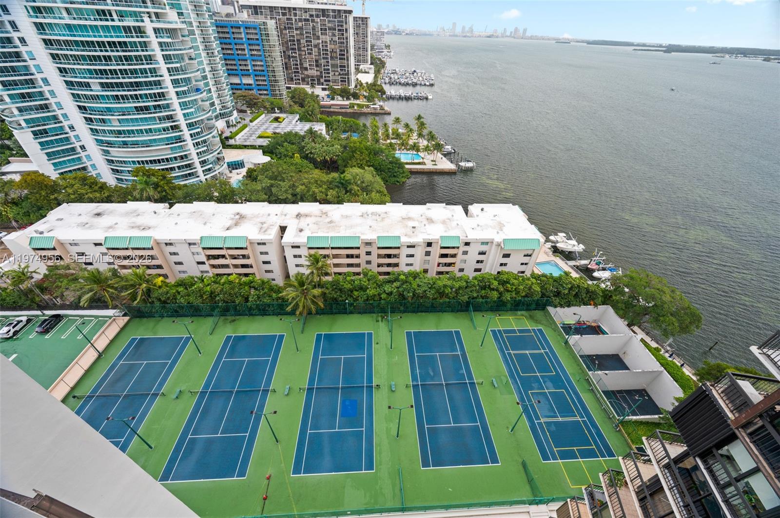 BRICKELL BAY CLUB CONDO - Residential