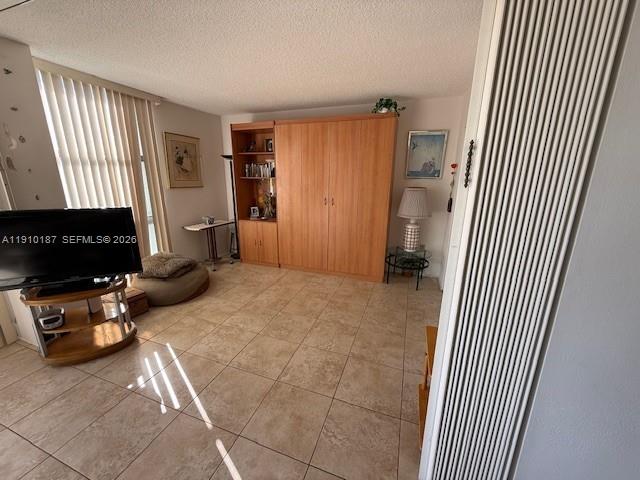 AVENTURA EL DORADO CONDO - Residential