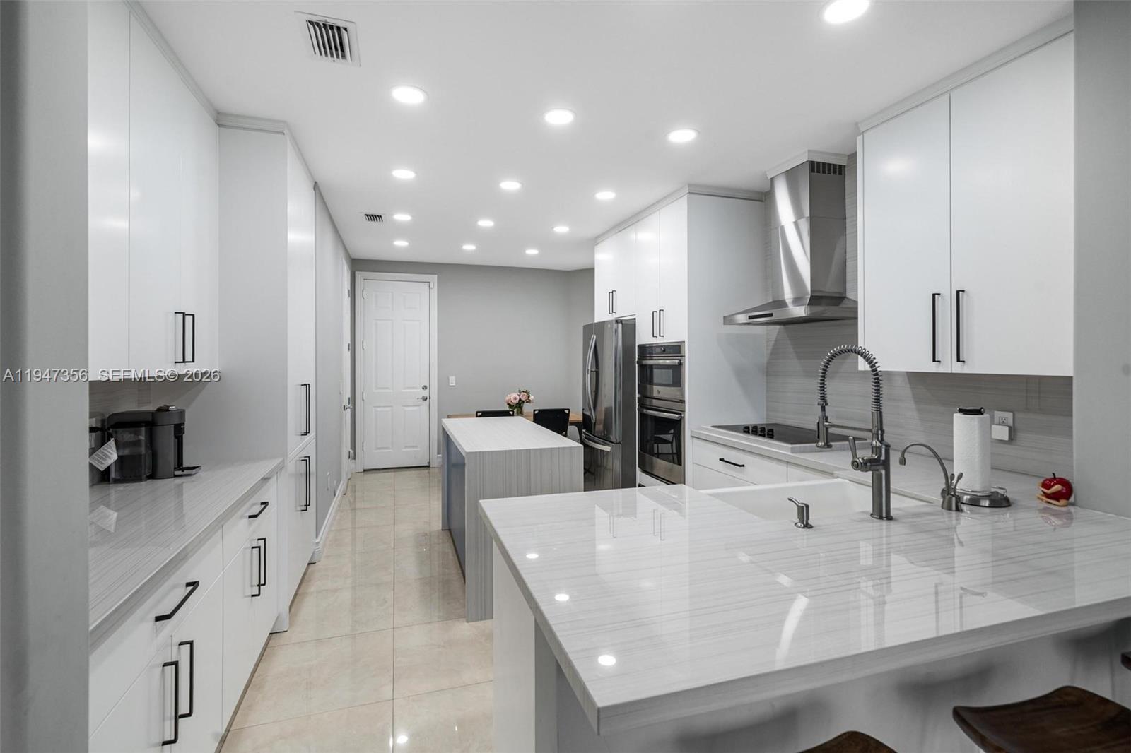 AVENTURA LAKES PHASE 1 - Residential