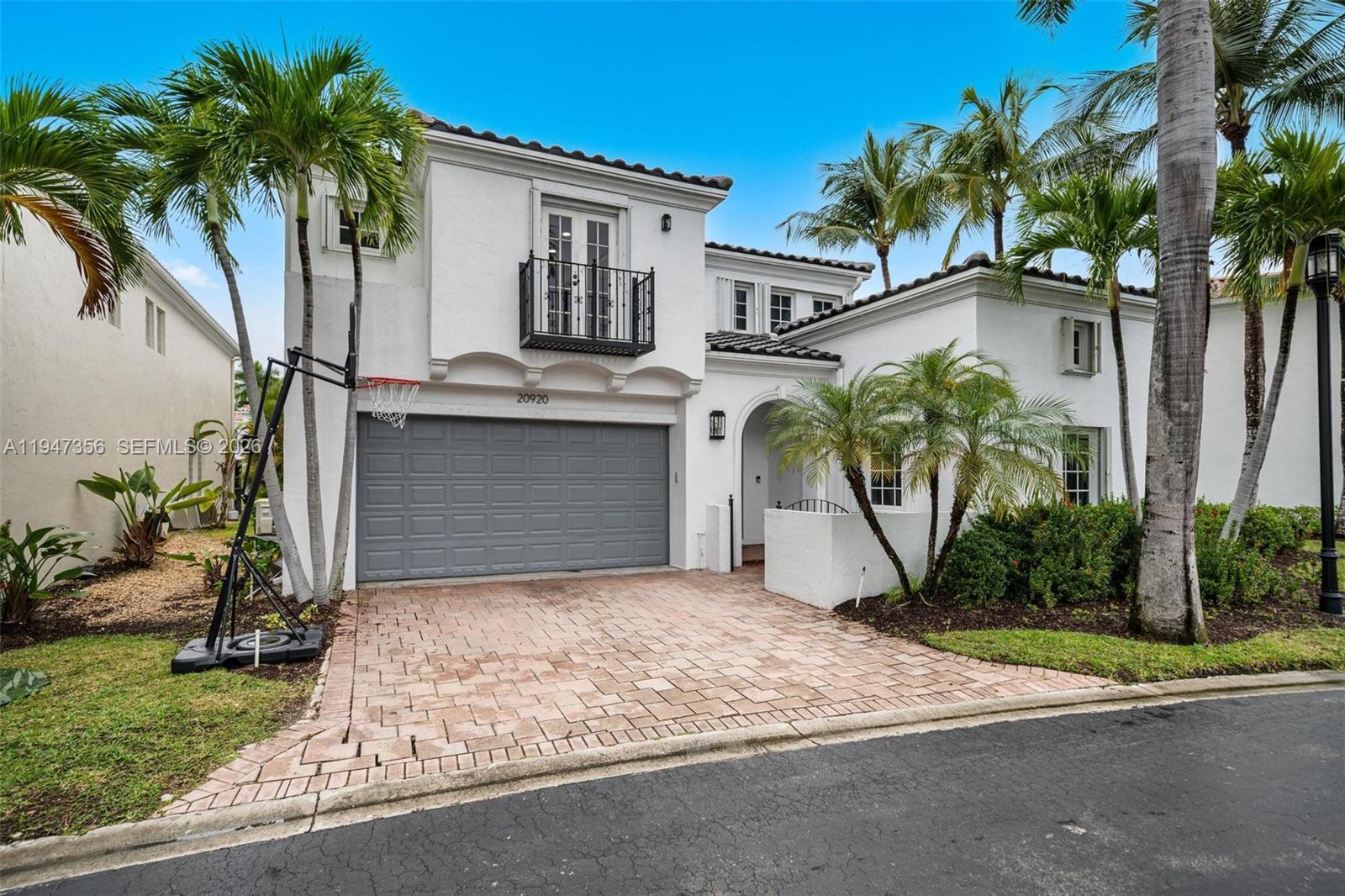 AVENTURA LAKES PHASE 1 - Residential