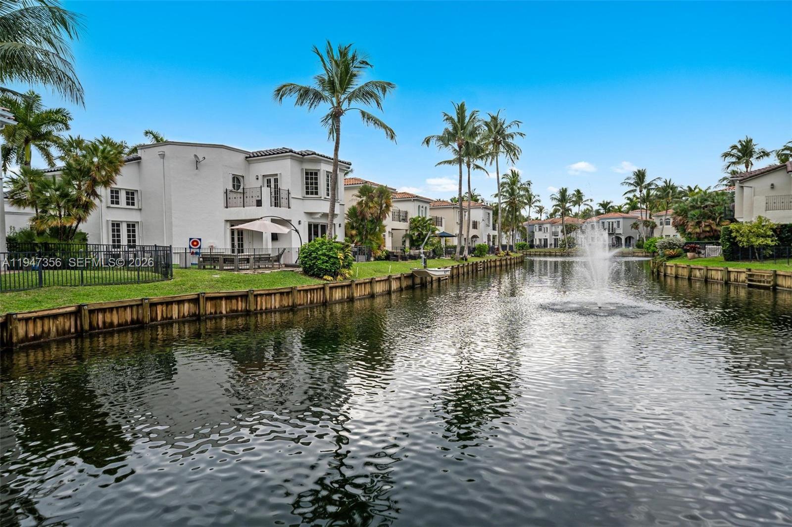 AVENTURA LAKES PHASE 1 - Residential