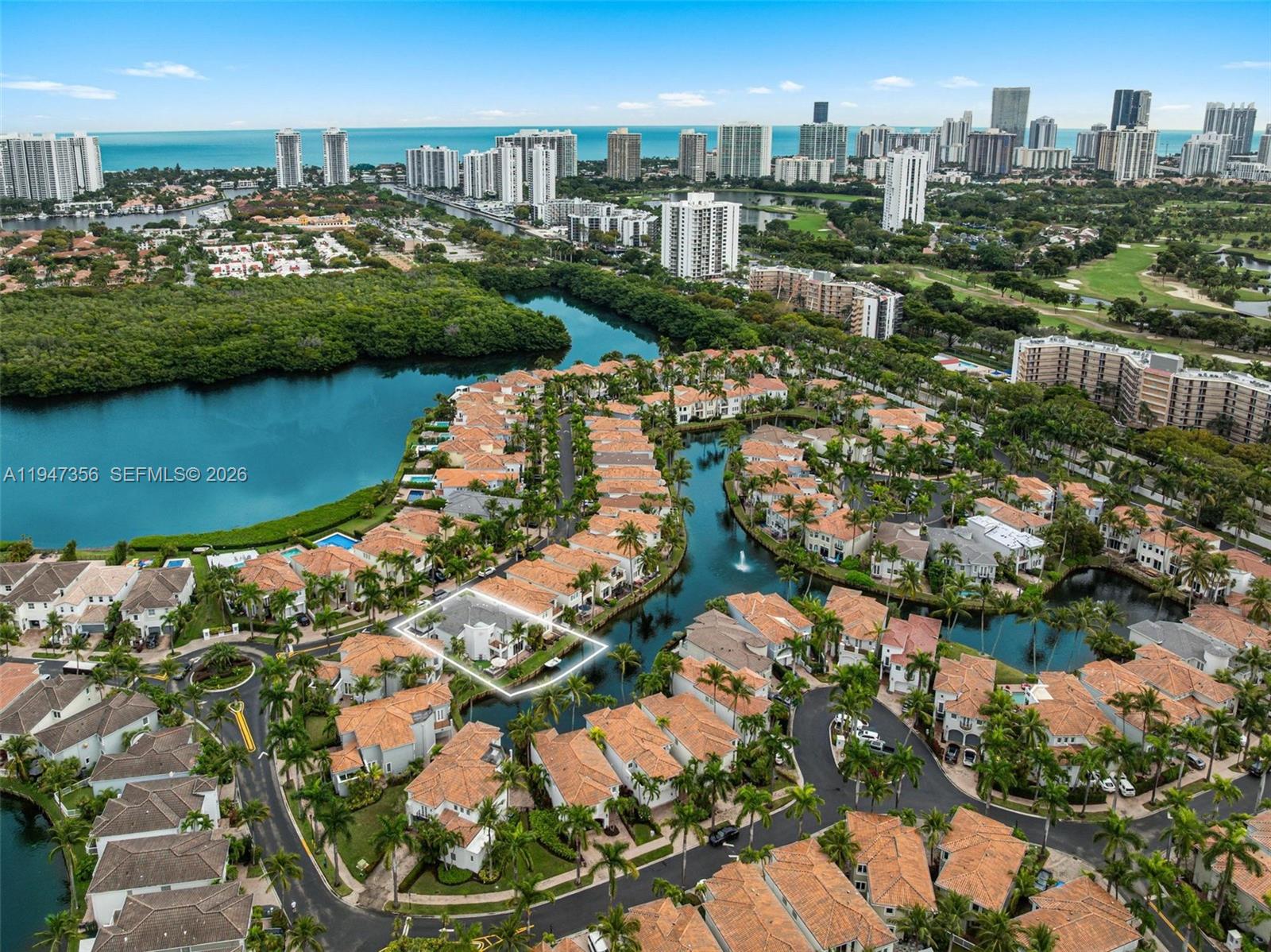 AVENTURA LAKES PHASE 1 - Residential