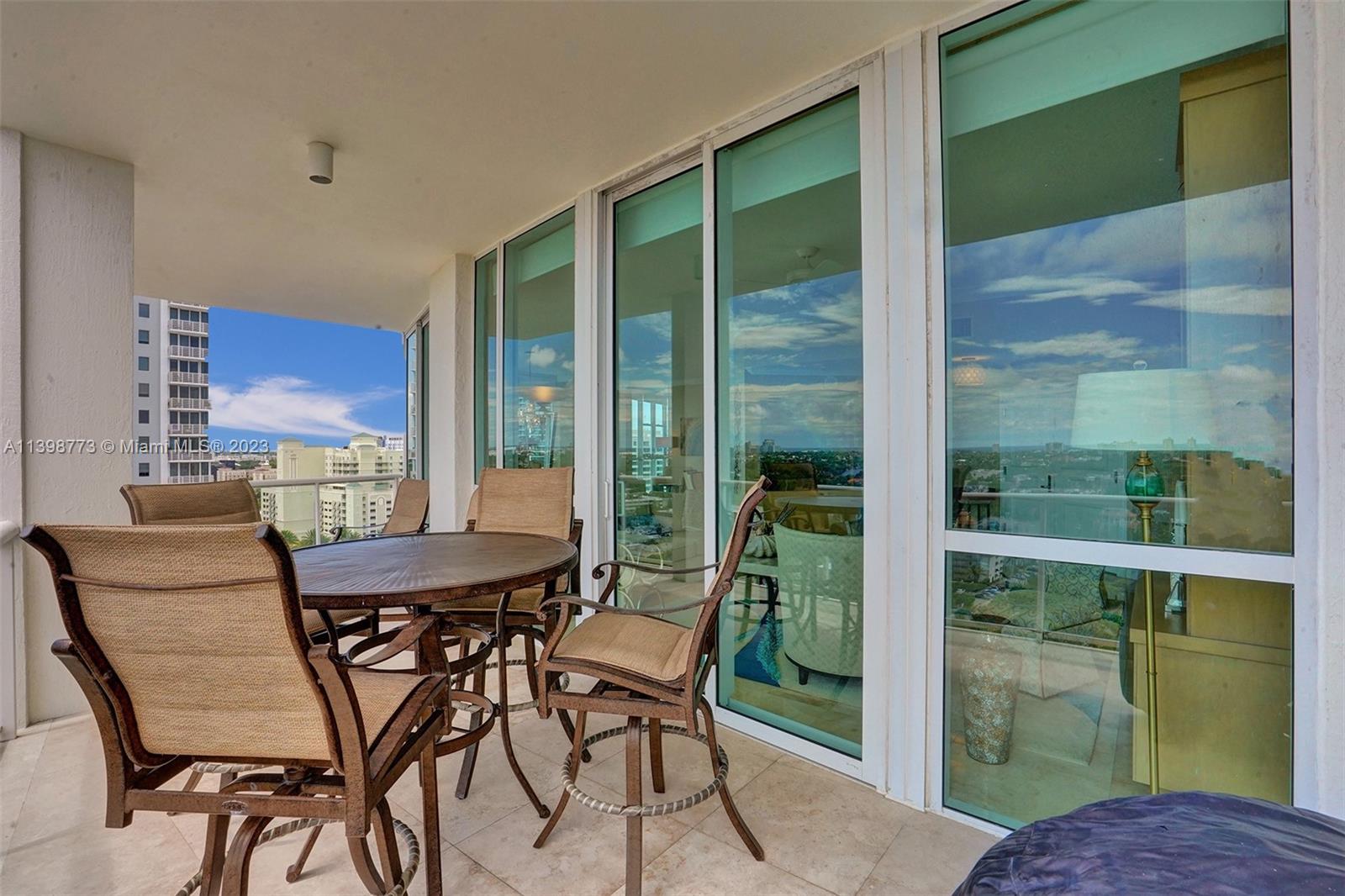 VENEZIA LAS OLAS CONDO - Residential