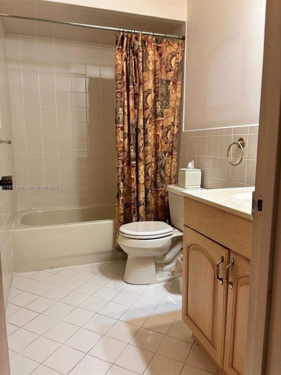 WEST GDN 1ST ADDN SEC 1 - Residential