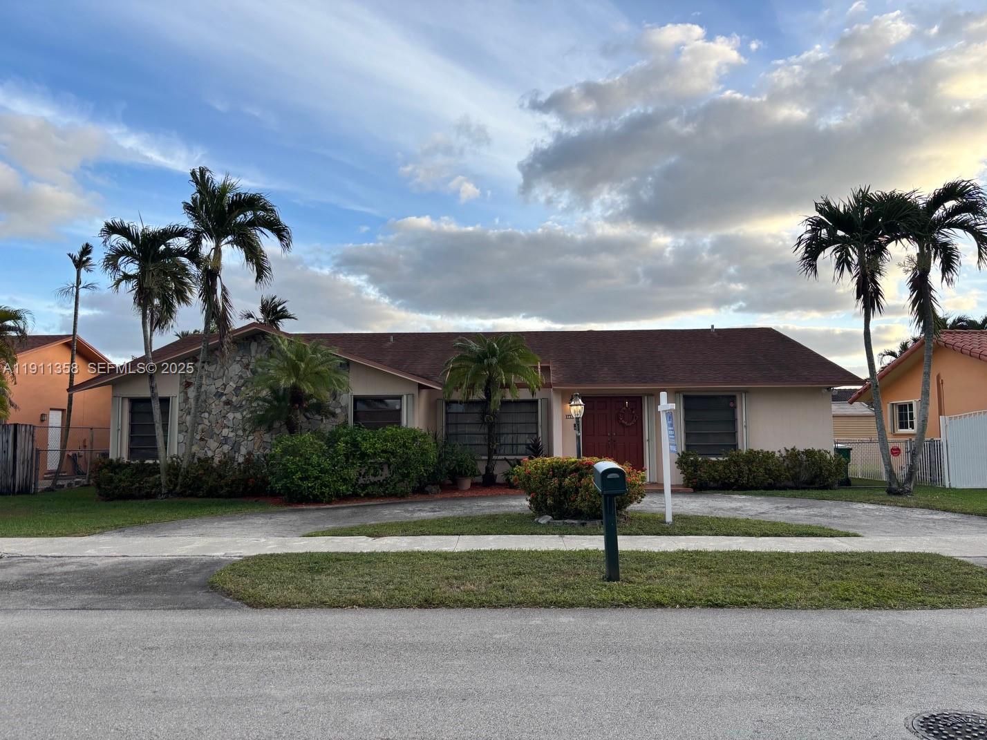 WEST GDN 1ST ADDN SEC 1 - Residential