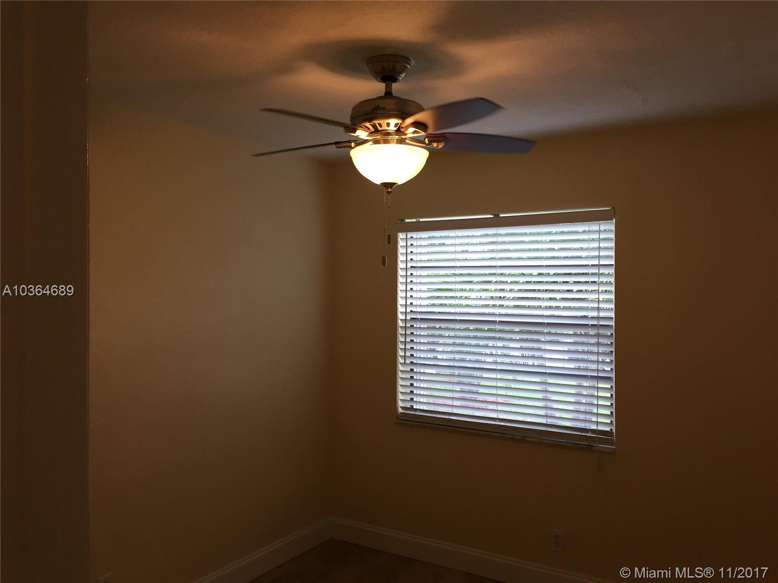 BROADVIEW COUNTRY CLUB ES - Residential Lease