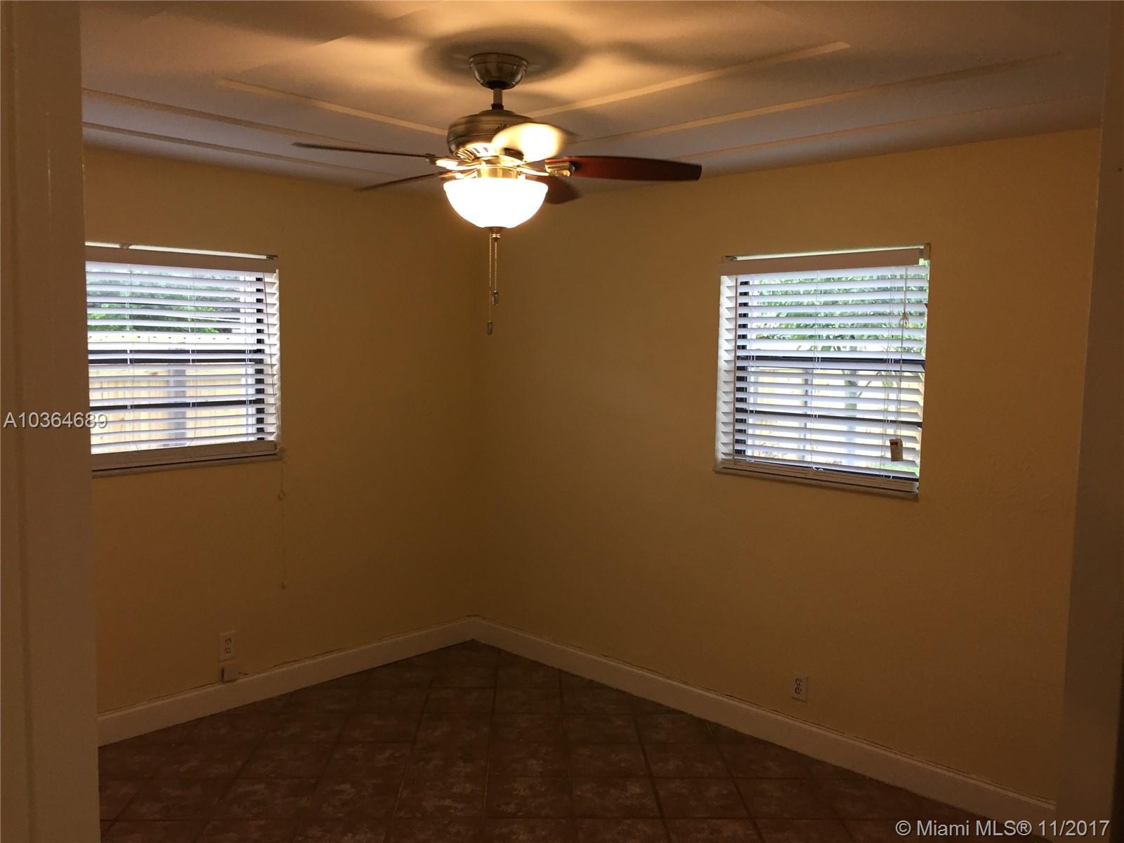 BROADVIEW COUNTRY CLUB ES - Residential Lease