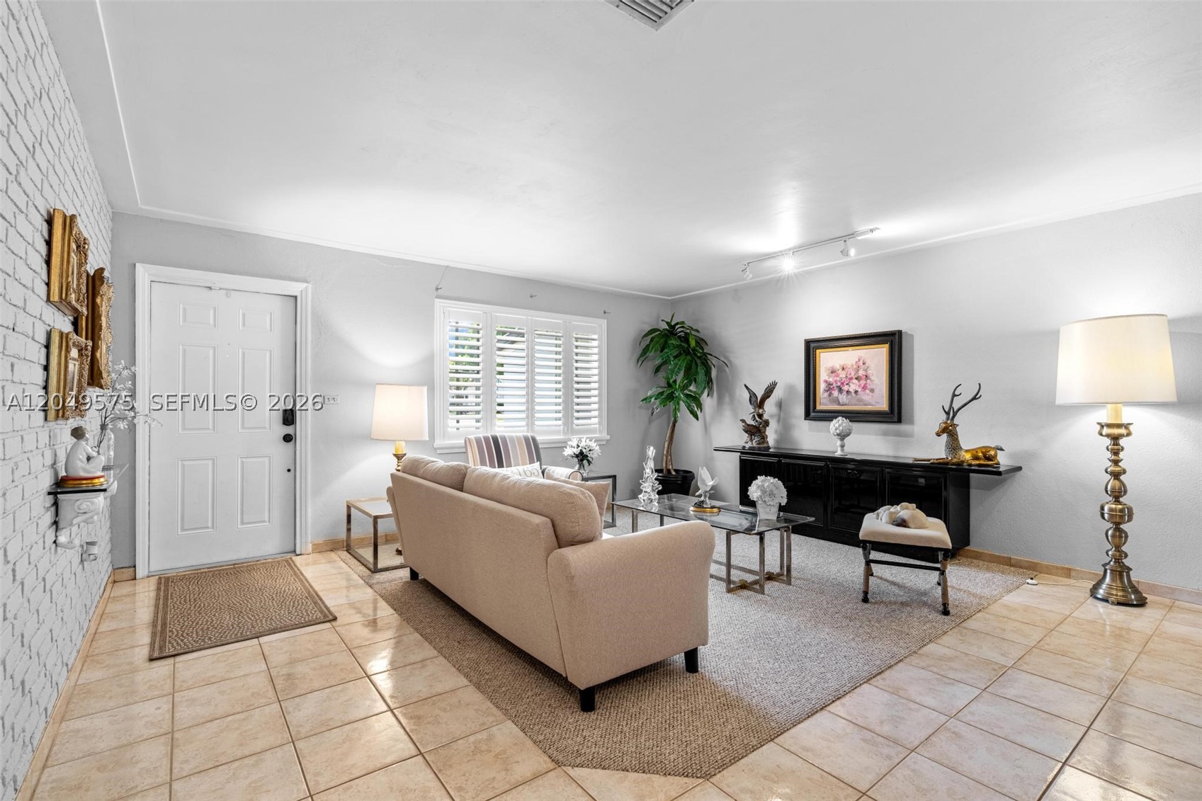 9075 SW 48th Ter 0