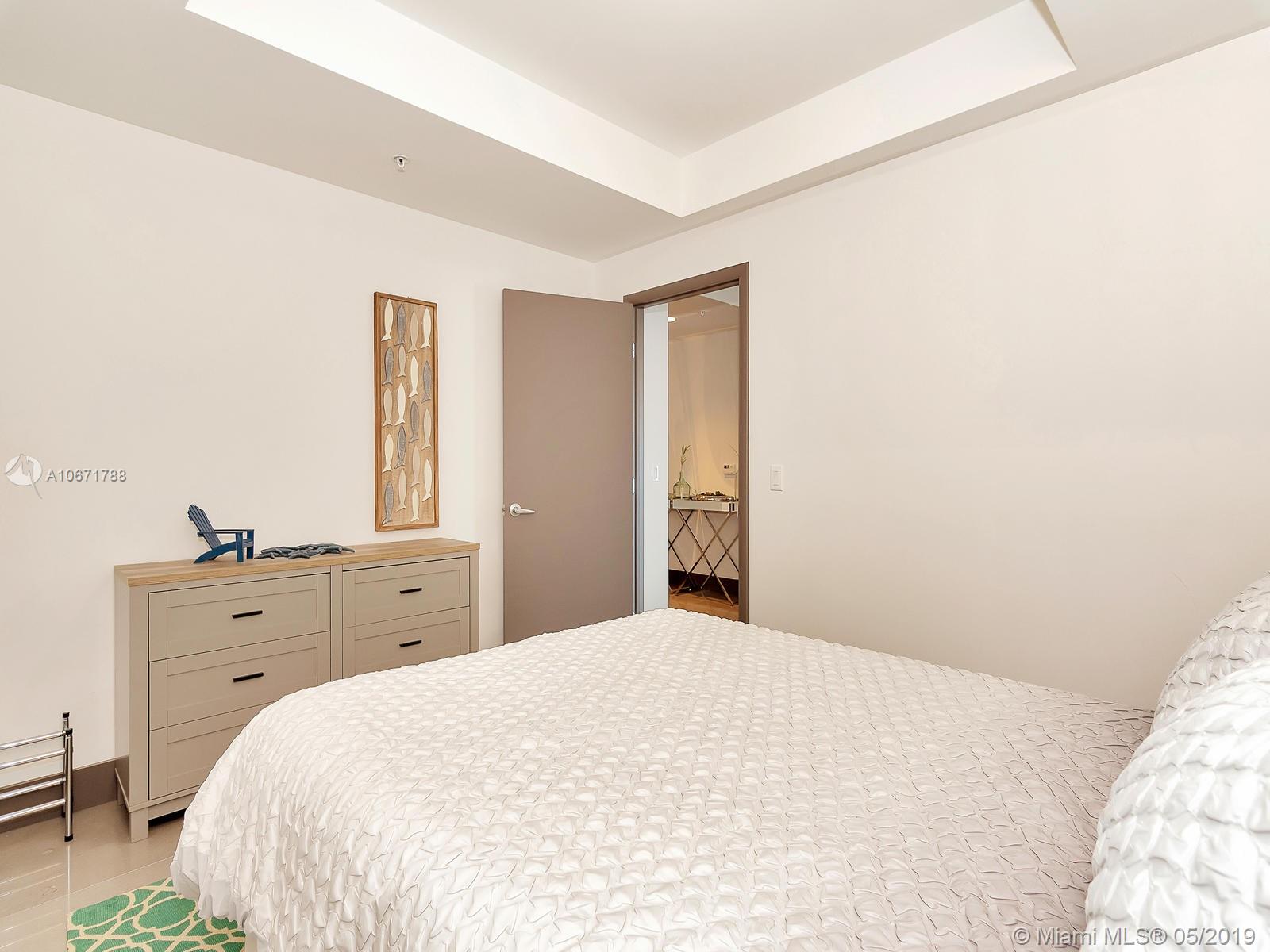 MARINA PALMS RESIDENCES S - Residential Lease
