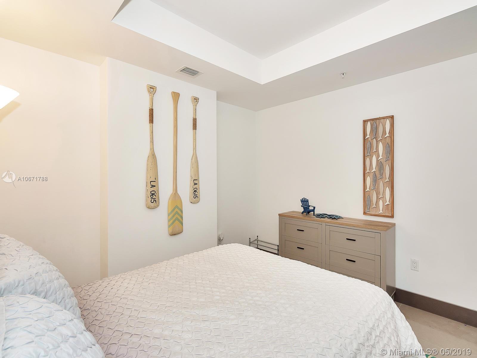 MARINA PALMS RESIDENCES S - Residential Lease