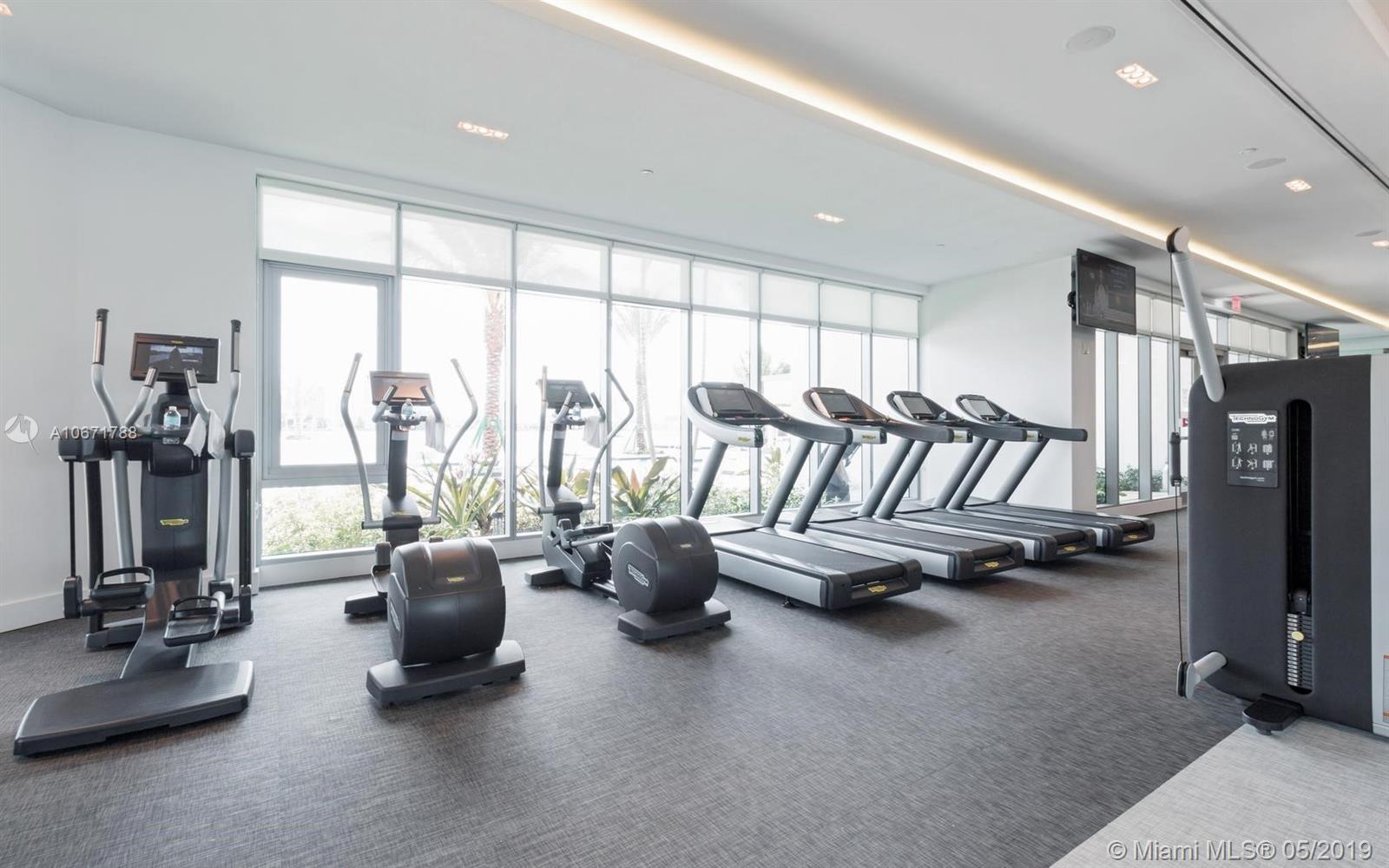 MARINA PALMS RESIDENCES S - Residential Lease