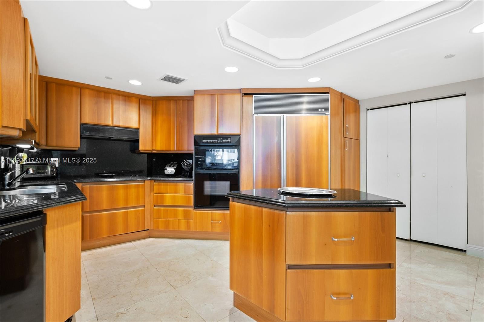 SOLIMAR CONDO - Residential Lease