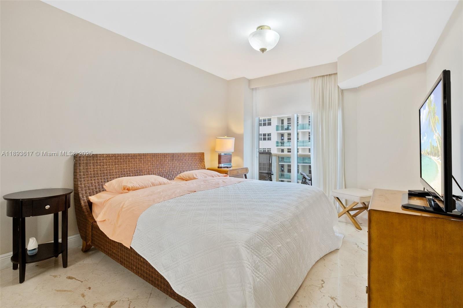 SOLIMAR CONDO - Residential Lease