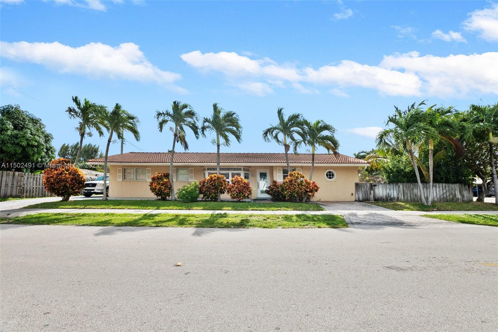 Property for Sale at 1600 Ne 39 Steert St, Pompano Beach, Broward County, Florida - Bedrooms: 3 
Bathrooms: 2  - $510,000