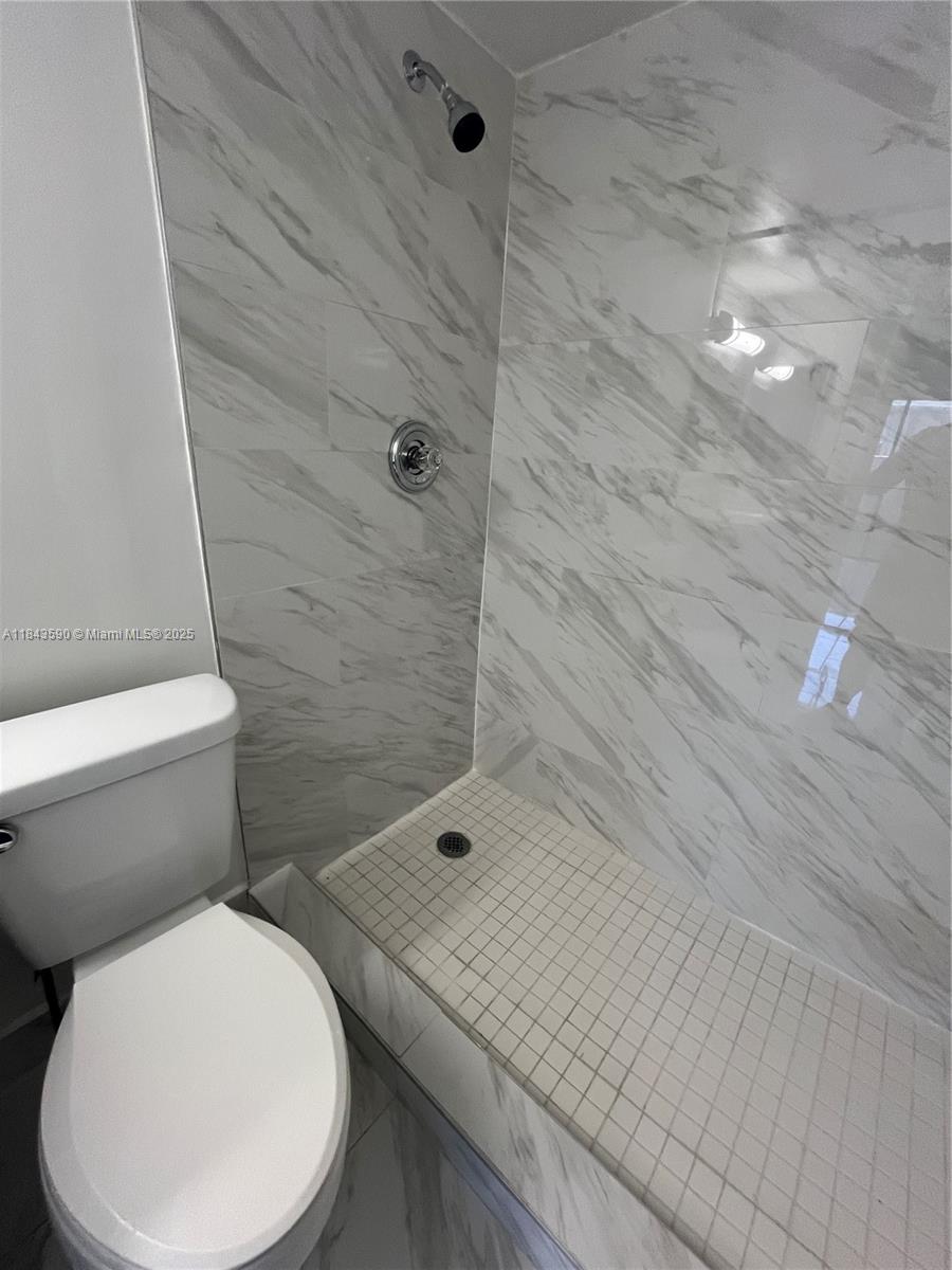 HIGHLANDS AT KENDALL LKS - Residential